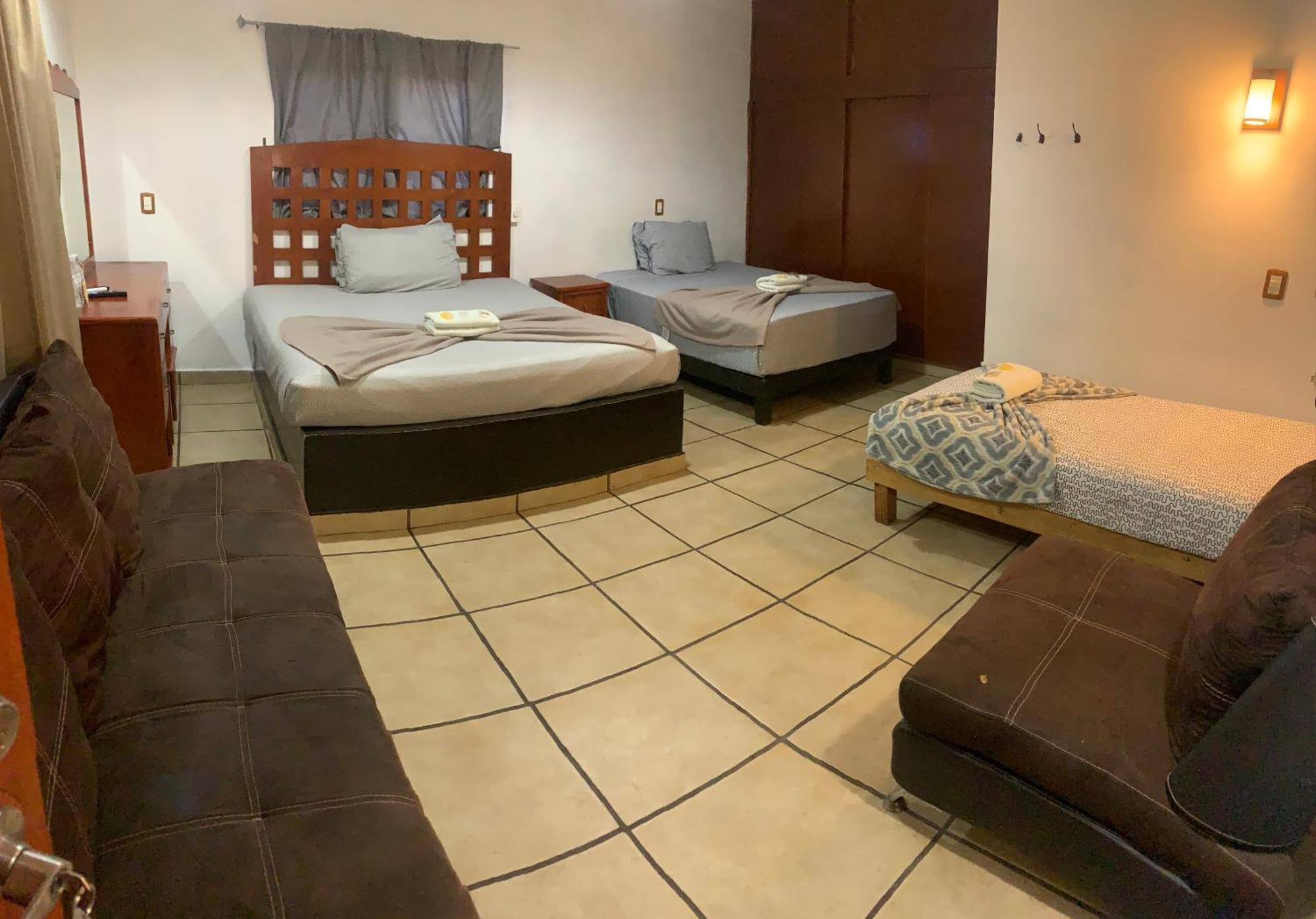 Hotel Colonos Los Cabos กาโบซานลูกัส ภายนอก รูปภาพ